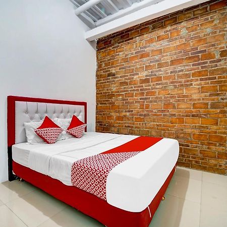 Super Oyo 91173 Guesthouse King Puntodewo Pakualaman Exteriér fotografie