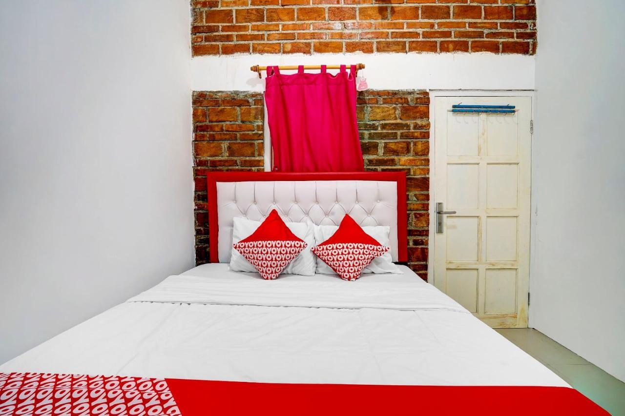 Super Oyo 91173 Guesthouse King Puntodewo Pakualaman Exteriér fotografie